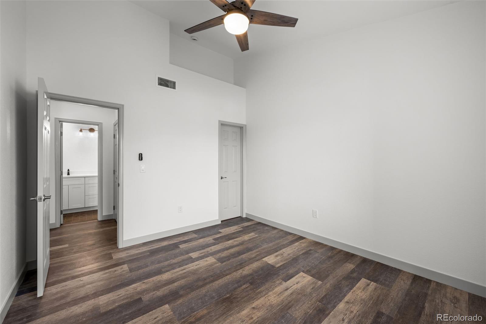 MLS Image #18 for 8422 s upham way,littleton, Colorado