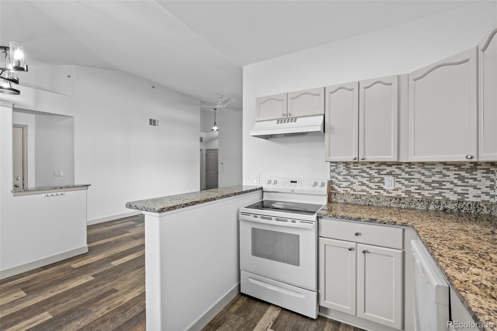 MLS Image #9 for 8422 s upham way,littleton, Colorado