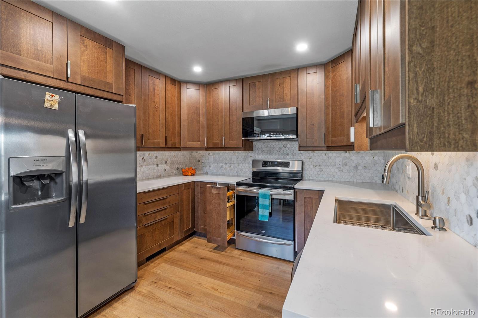 MLS Image #15 for 6960 s knolls way,centennial, Colorado