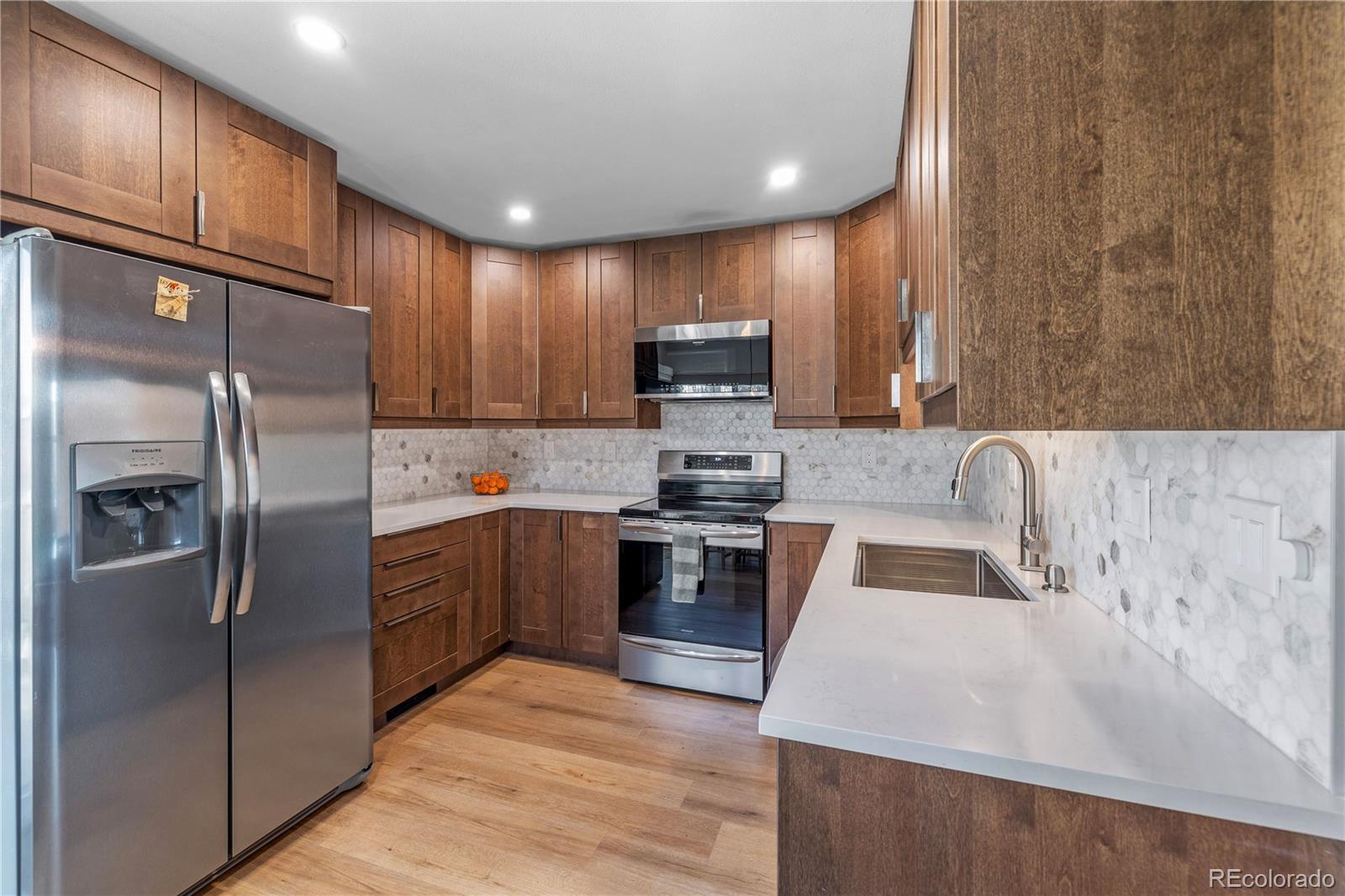 MLS Image #16 for 6960 s knolls way,centennial, Colorado
