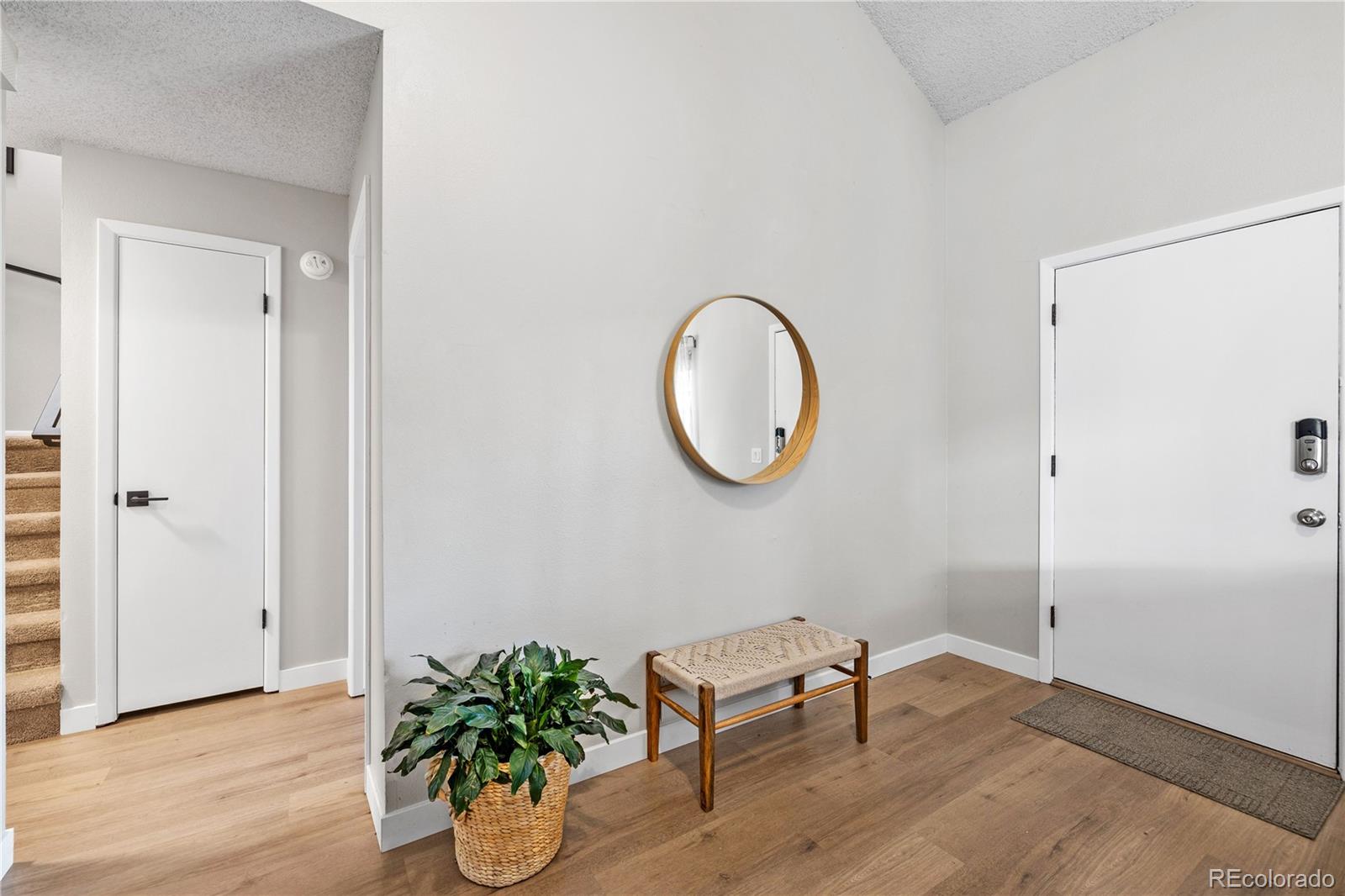 MLS Image #6 for 6960 s knolls way,centennial, Colorado
