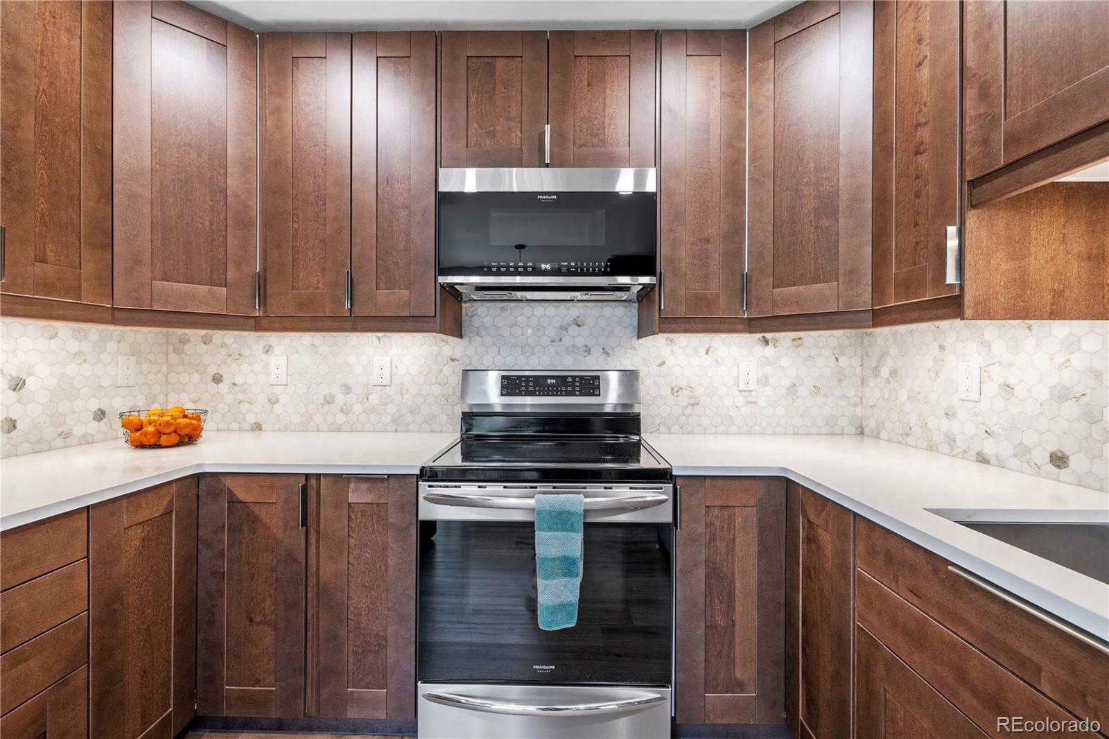 MLS Image #9 for 6960 s knolls way,centennial, Colorado