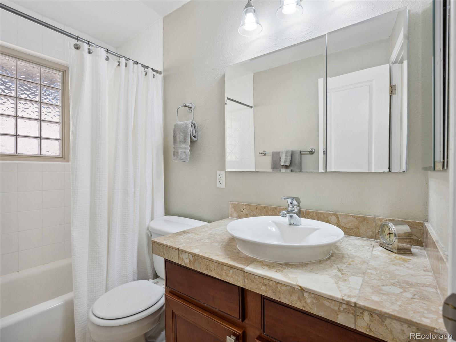 MLS Image #18 for 746  birch street,denver, Colorado