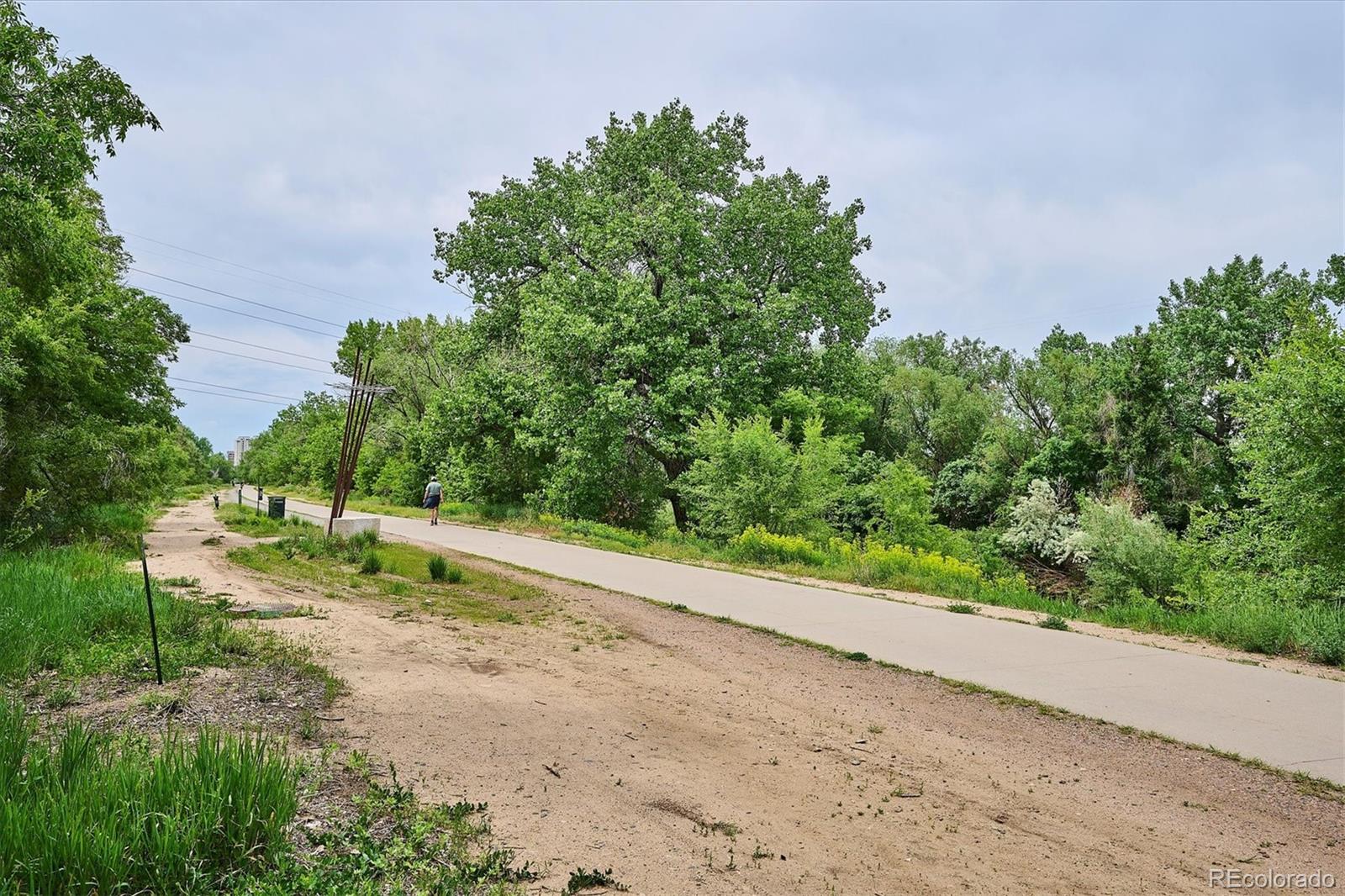 MLS Image #18 for 6055 e minnesota drive,denver, Colorado