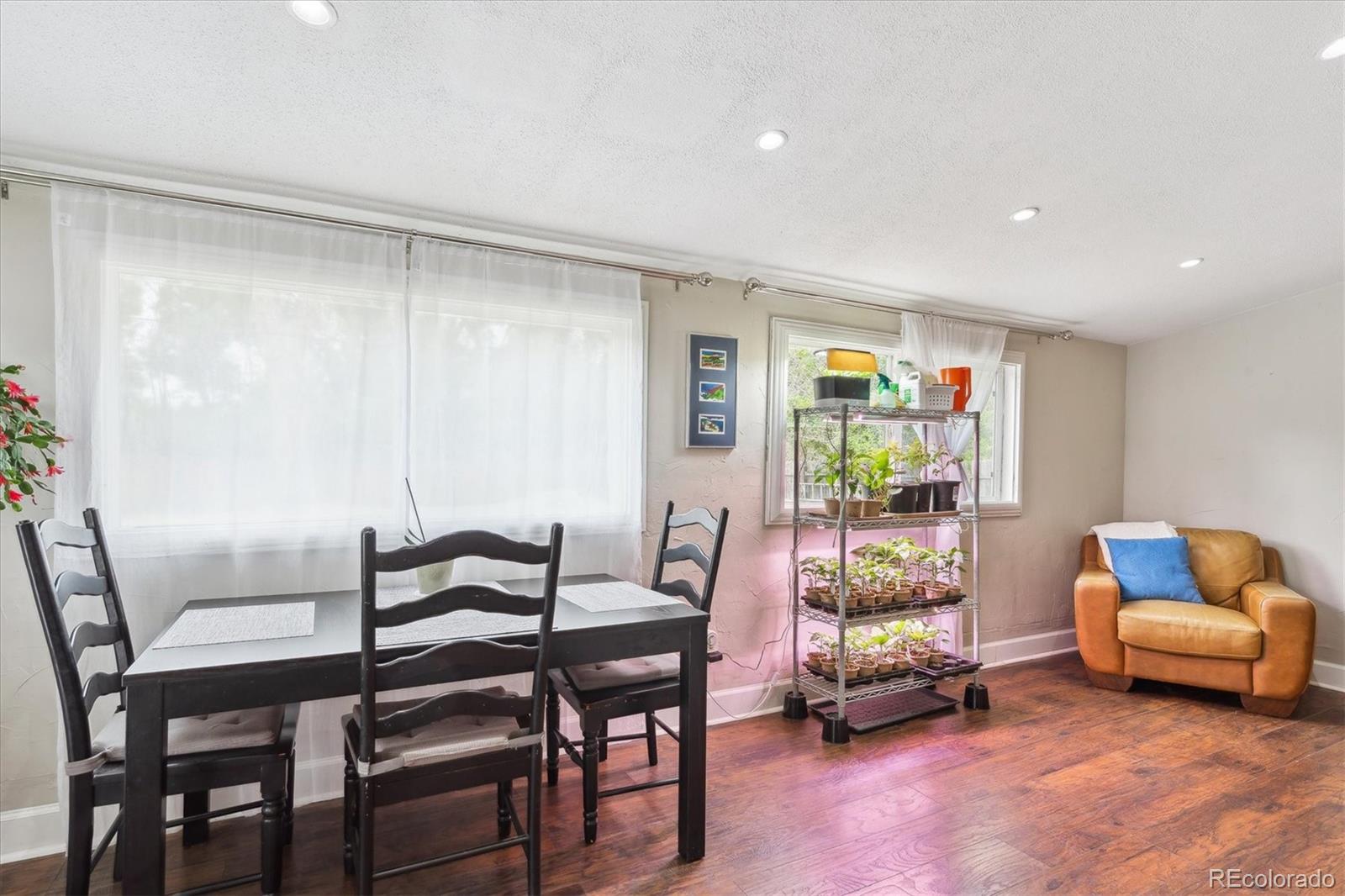 MLS Image #6 for 6055 e minnesota drive,denver, Colorado