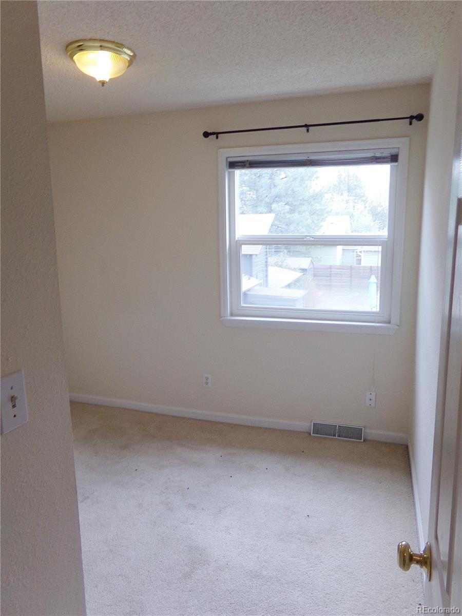 MLS Image #15 for 1015  alta street,longmont, Colorado