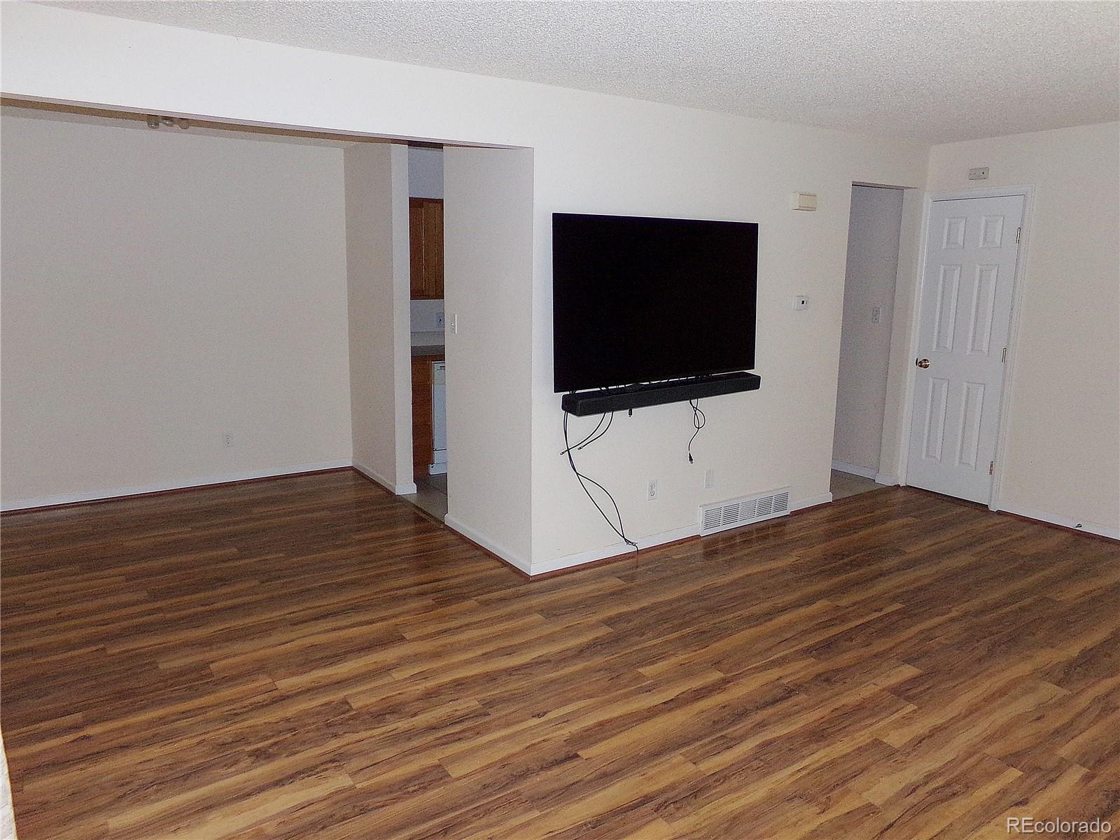 MLS Image #5 for 1015  alta street,longmont, Colorado