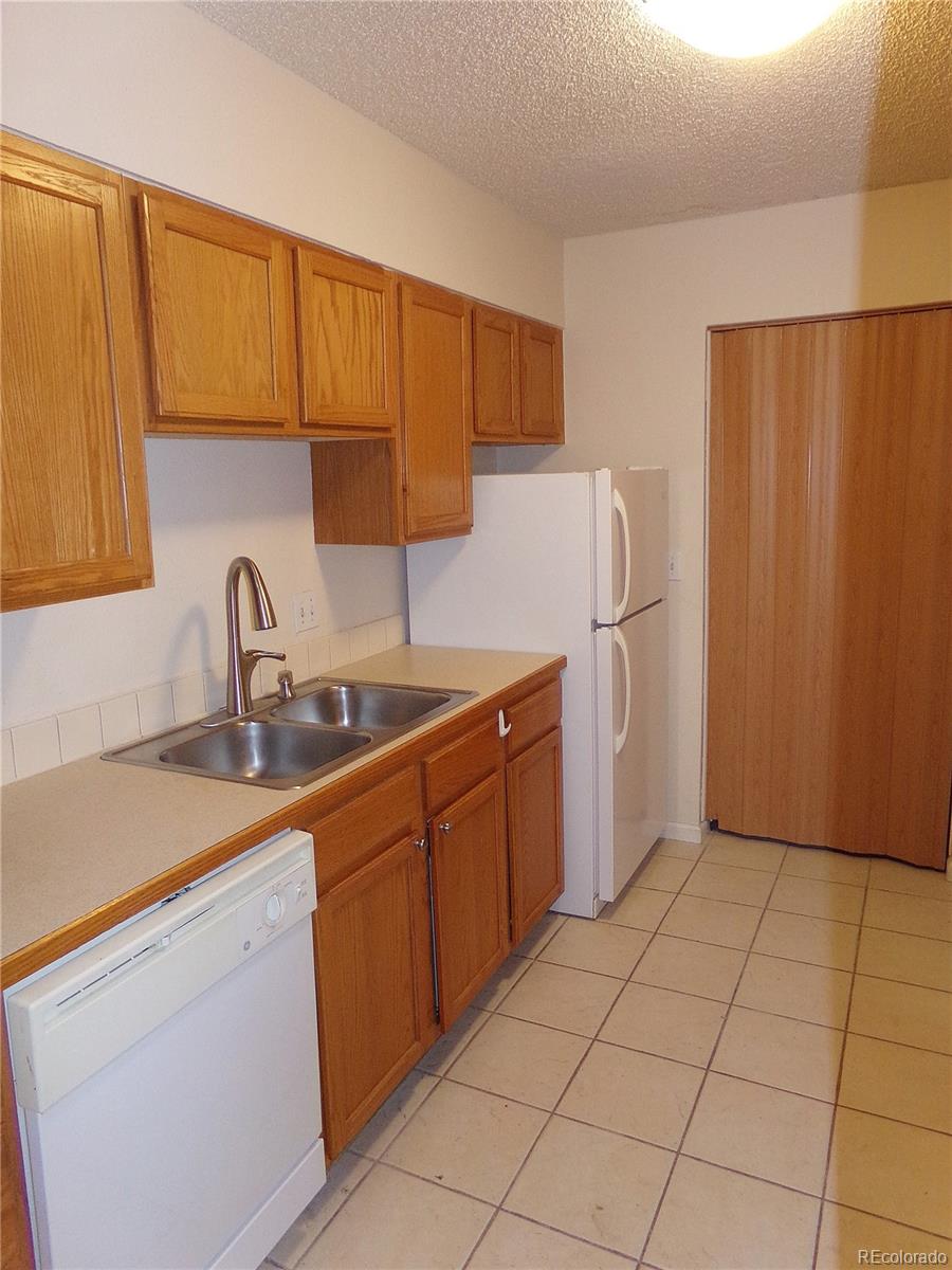 MLS Image #7 for 1015  alta street,longmont, Colorado