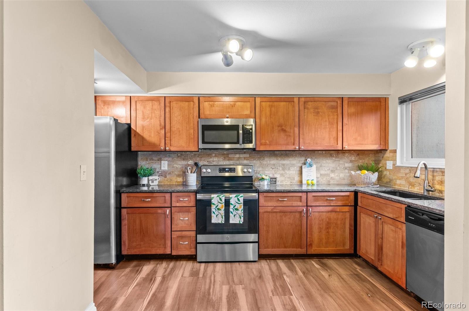 MLS Image #13 for 1272 s crystal way,aurora, Colorado