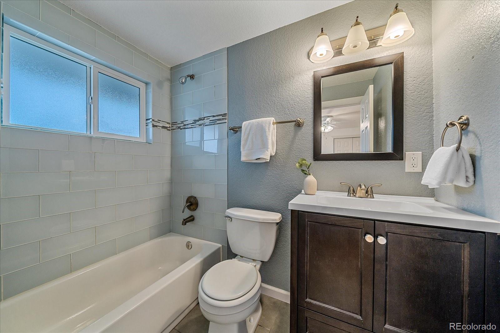 MLS Image #13 for 6482 s cedar street,littleton, Colorado