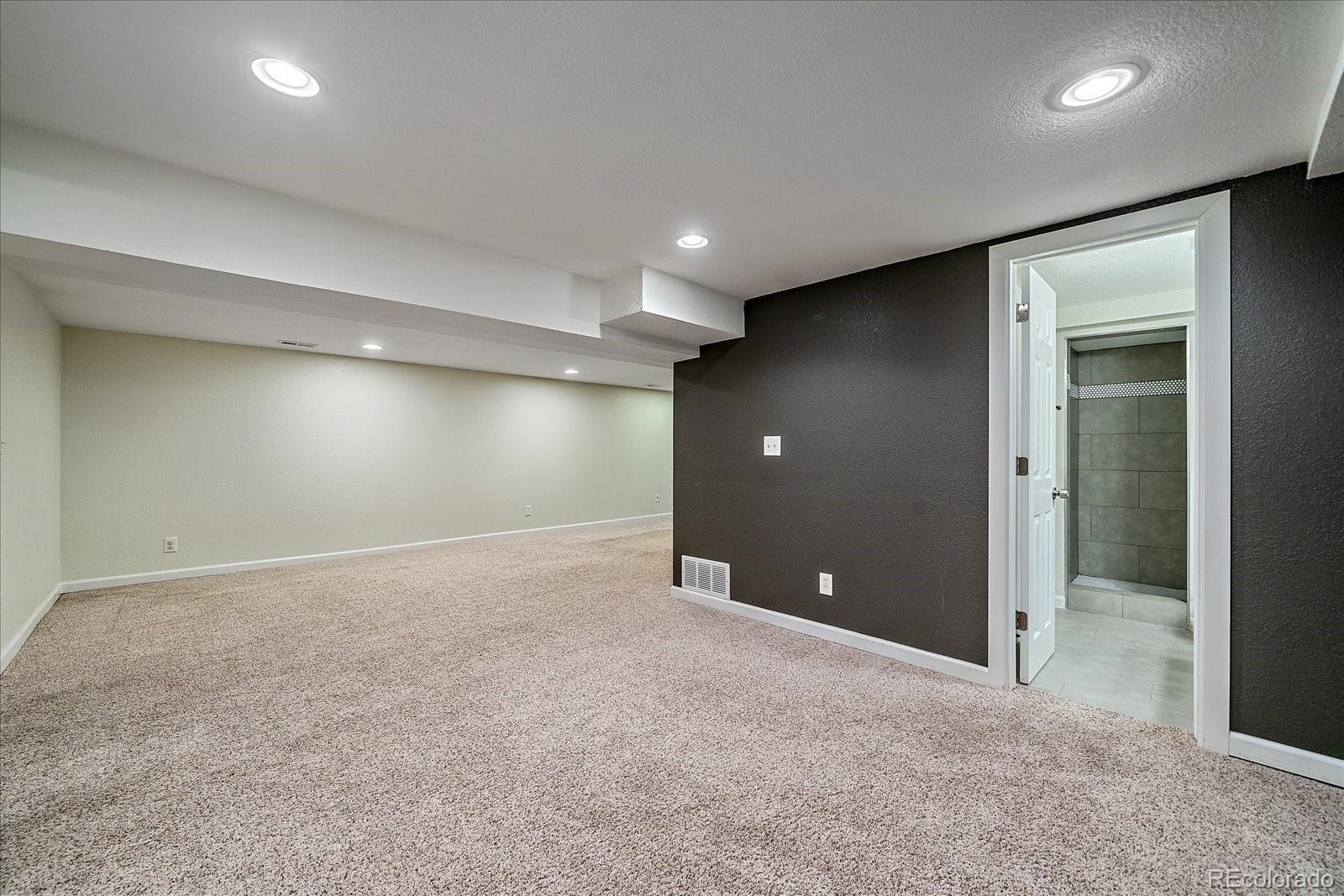 MLS Image #18 for 6482 s cedar street,littleton, Colorado