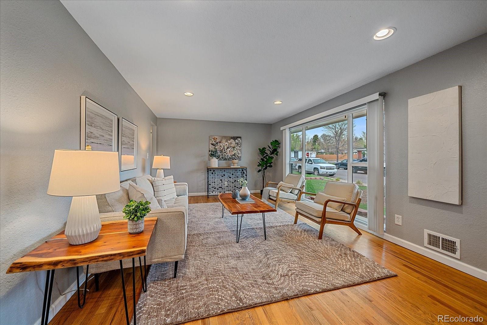 MLS Image #4 for 6482 s cedar street,littleton, Colorado