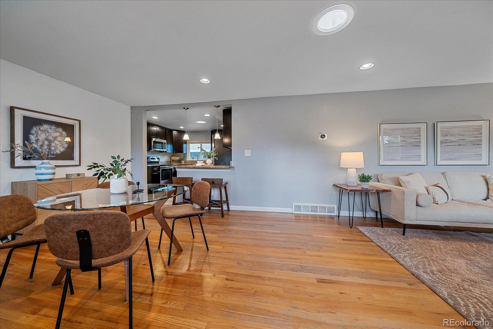 MLS Image #6 for 6482 s cedar street,littleton, Colorado