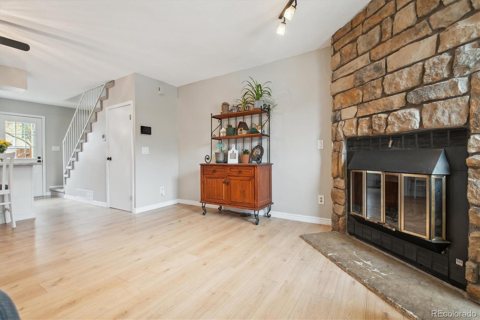 MLS Image #4 for 1612 s idalia circle,aurora, Colorado