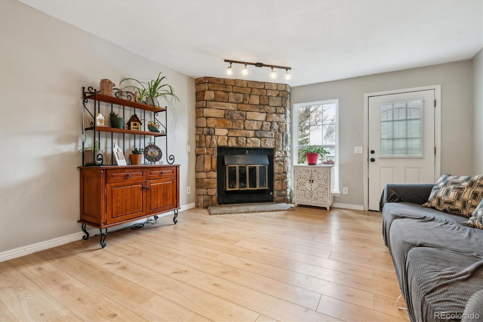 MLS Image #5 for 1612 s idalia circle,aurora, Colorado