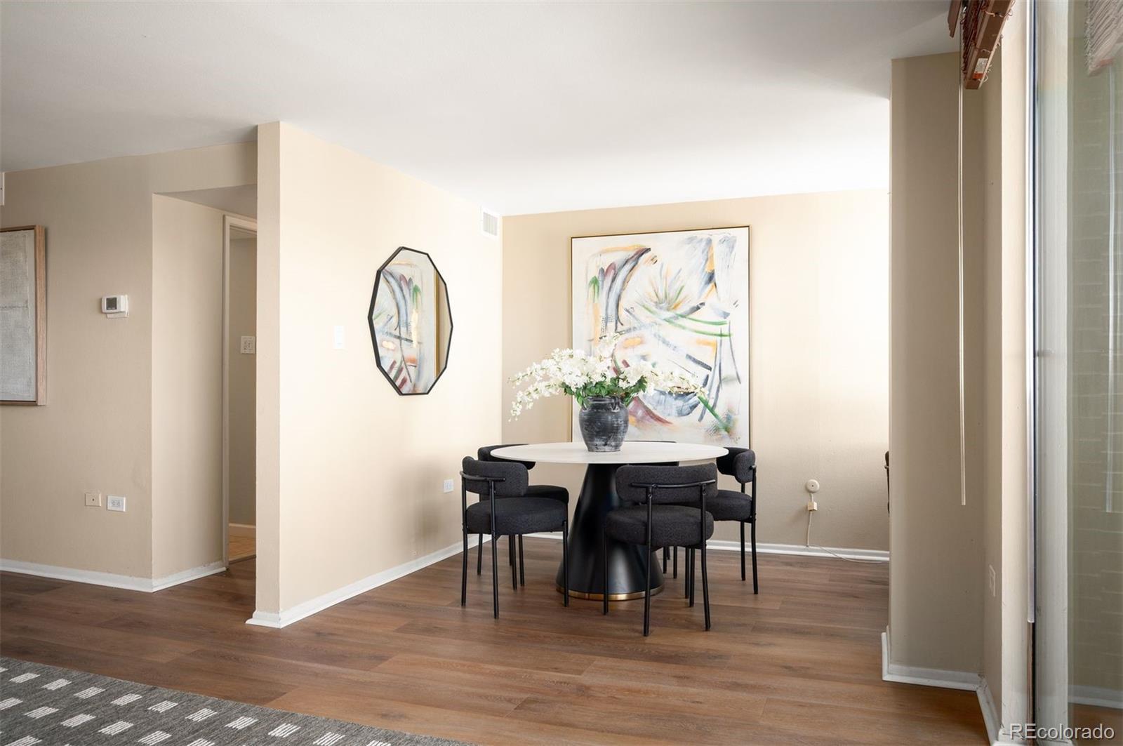 MLS Image #20 for 1020  15th street 20n,denver, Colorado