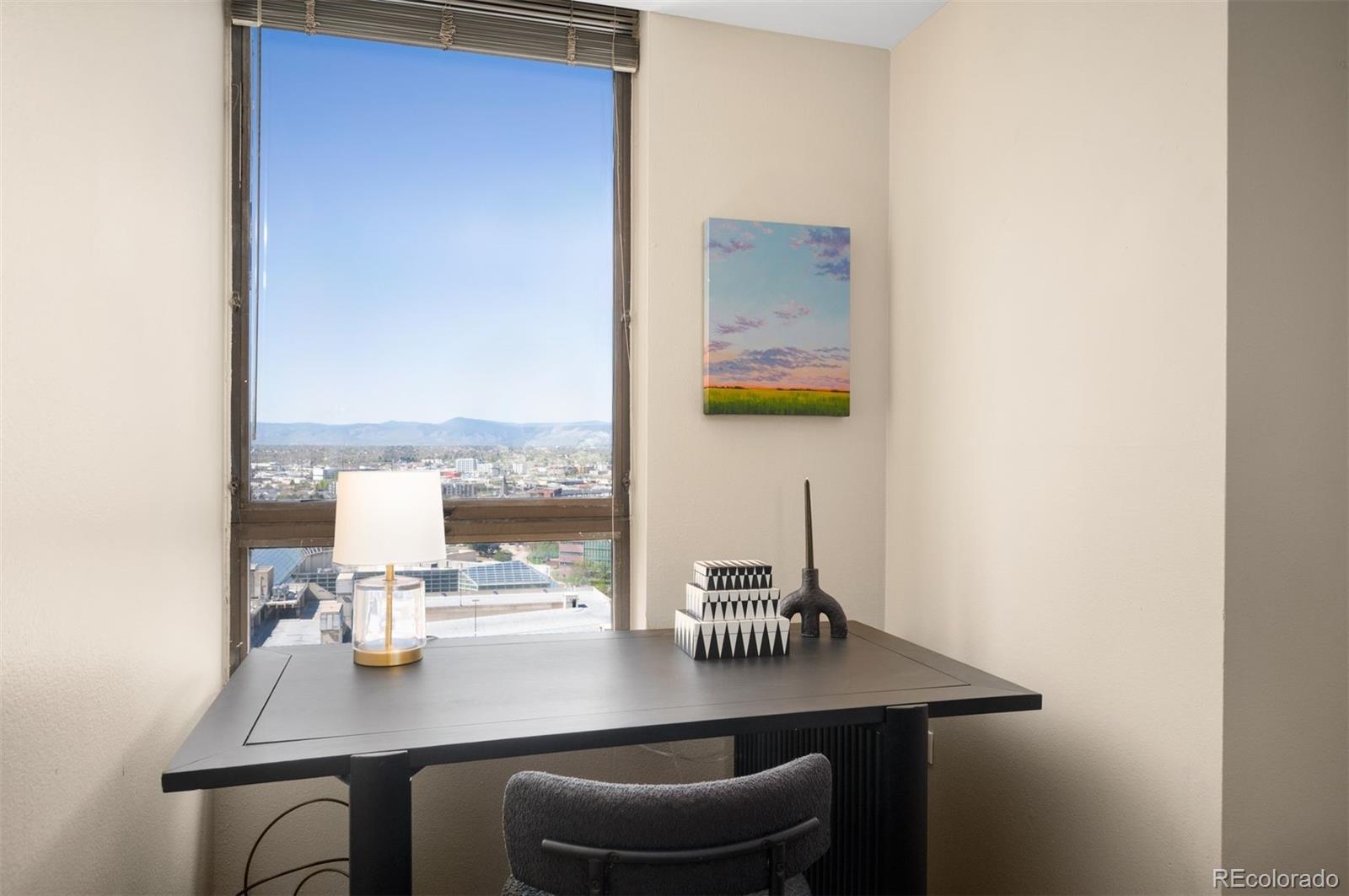 MLS Image #21 for 1020  15th street 20n,denver, Colorado