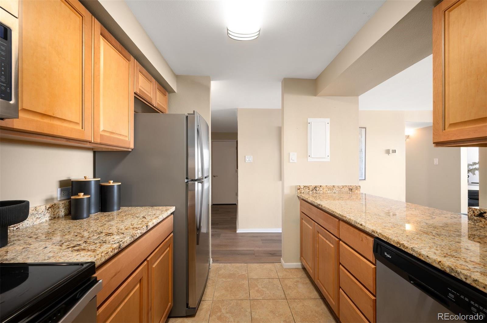 MLS Image #23 for 1020  15th street 20n,denver, Colorado