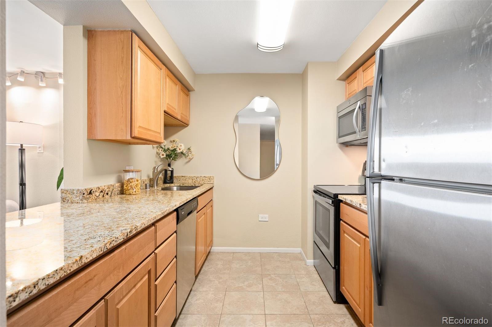 MLS Image #24 for 1020  15th street 20n,denver, Colorado