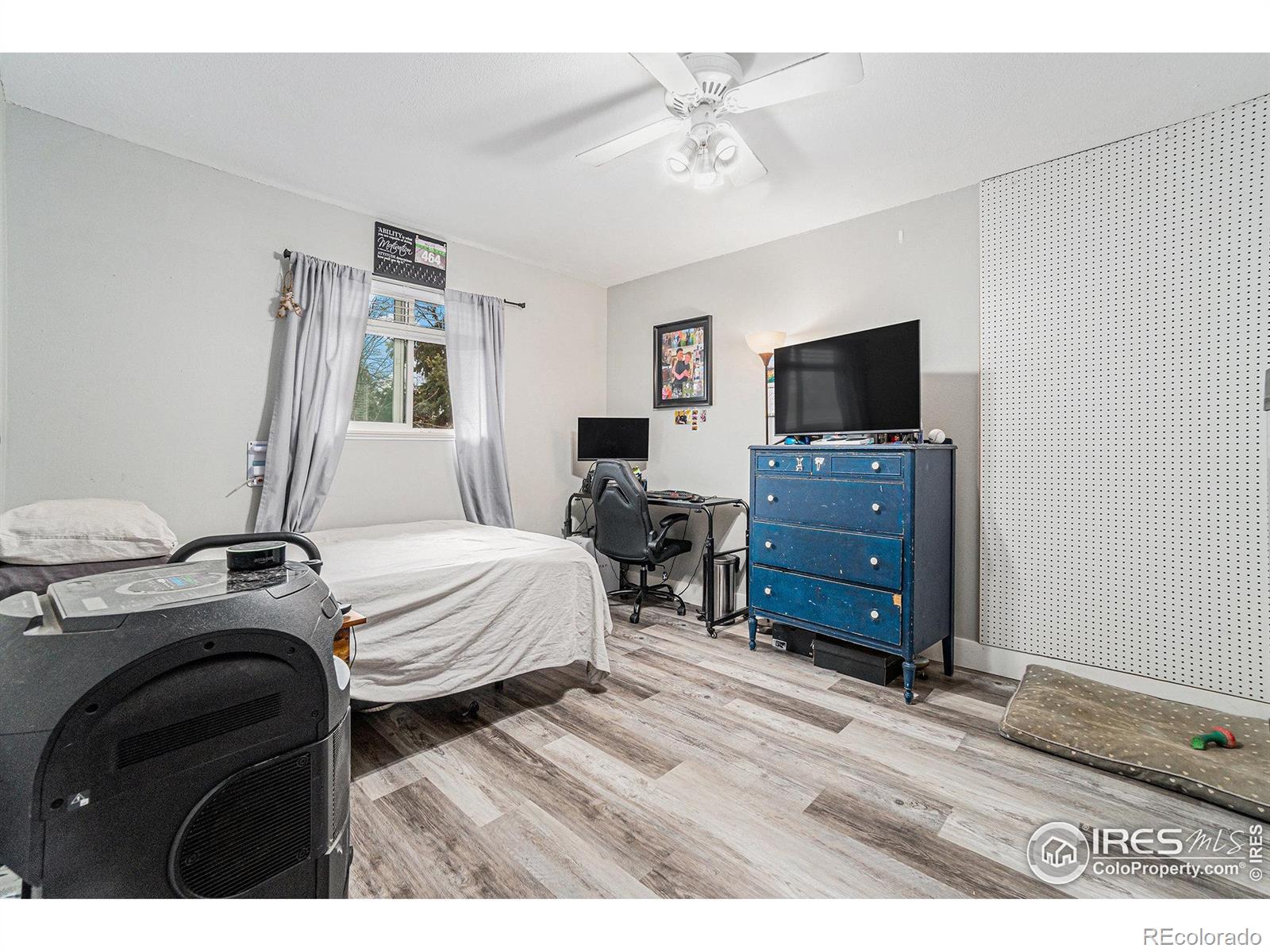 MLS Image #13 for 2112  arron drive,loveland, Colorado