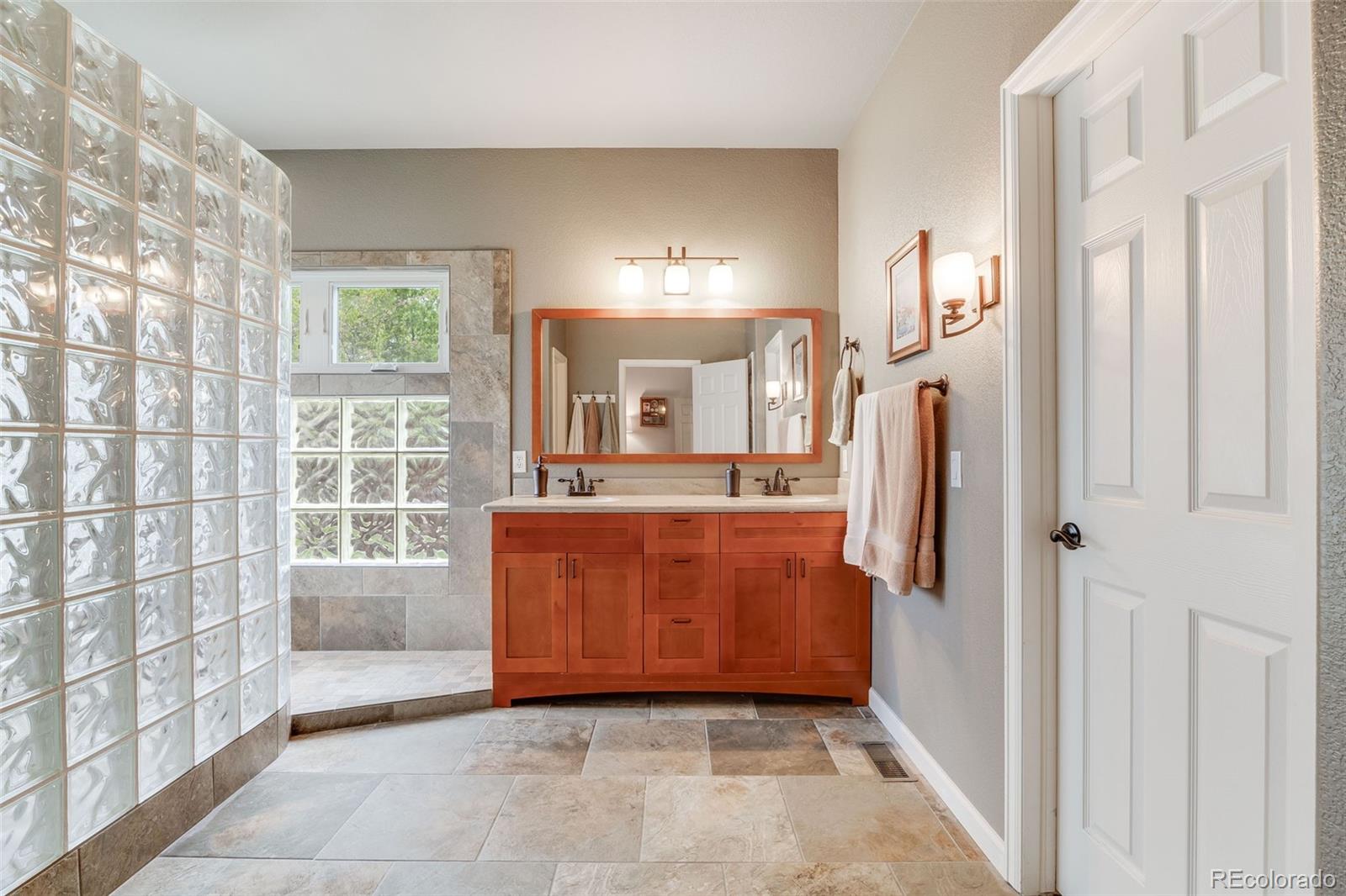 MLS Image #20 for 236 e fair lane,centennial, Colorado