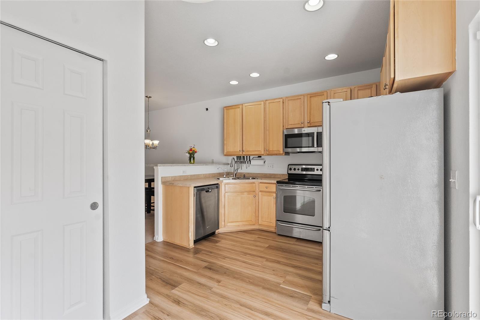 MLS Image #9 for 15612 e 96th way 21d,commerce city, Colorado