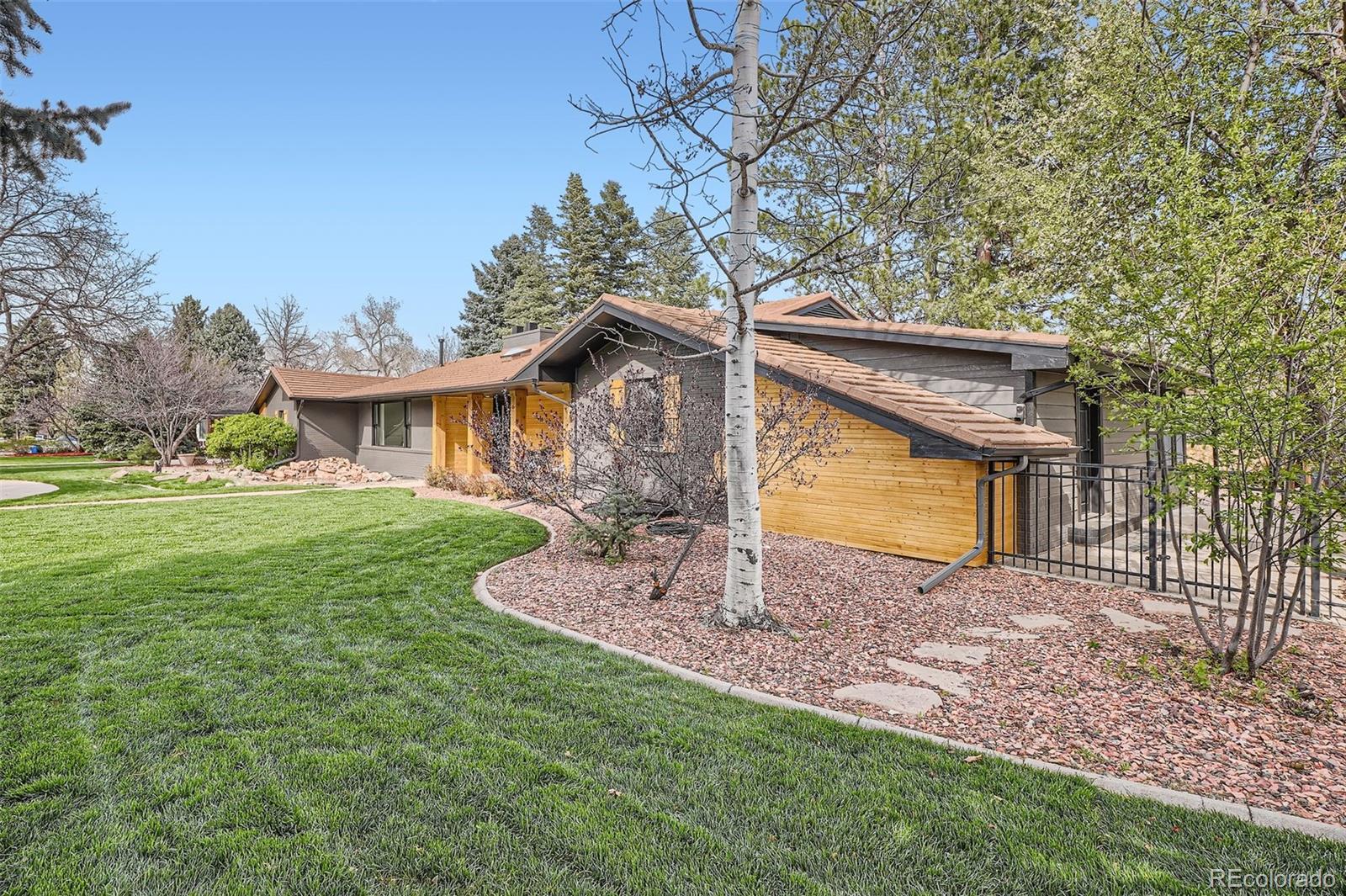 MLS Image #2 for 4  meadowlark lane,littleton, Colorado