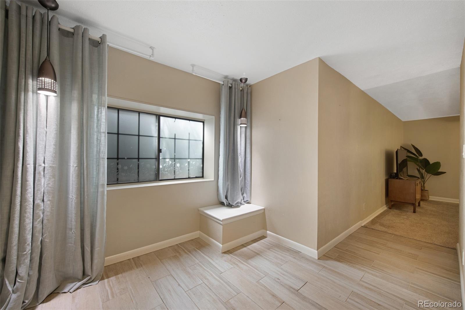 MLS Image #27 for 150  blue spruce court,highlands ranch, Colorado