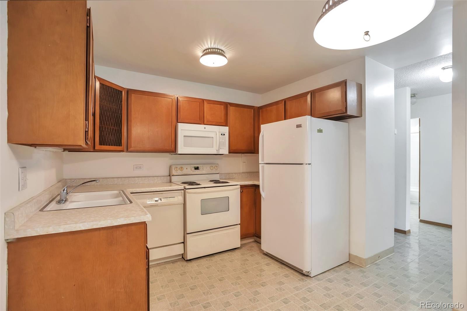 MLS Image #5 for 9340 e center avenue,denver, Colorado