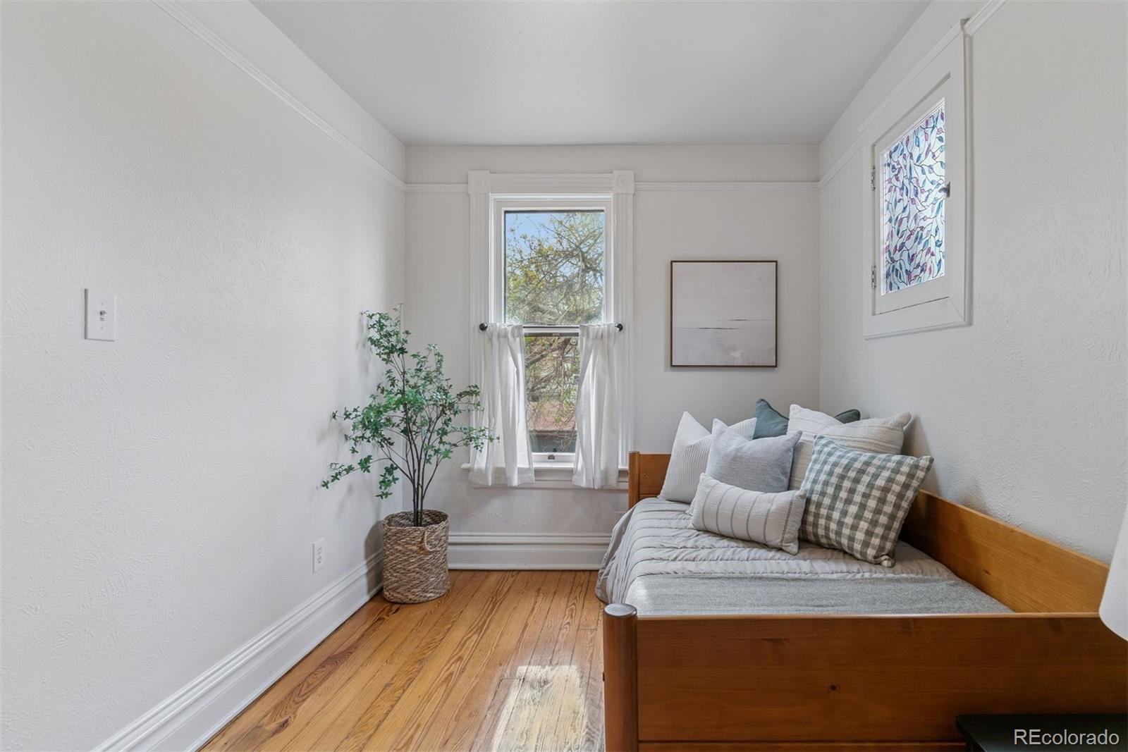 MLS Image #19 for 39 s grant street,denver, Colorado
