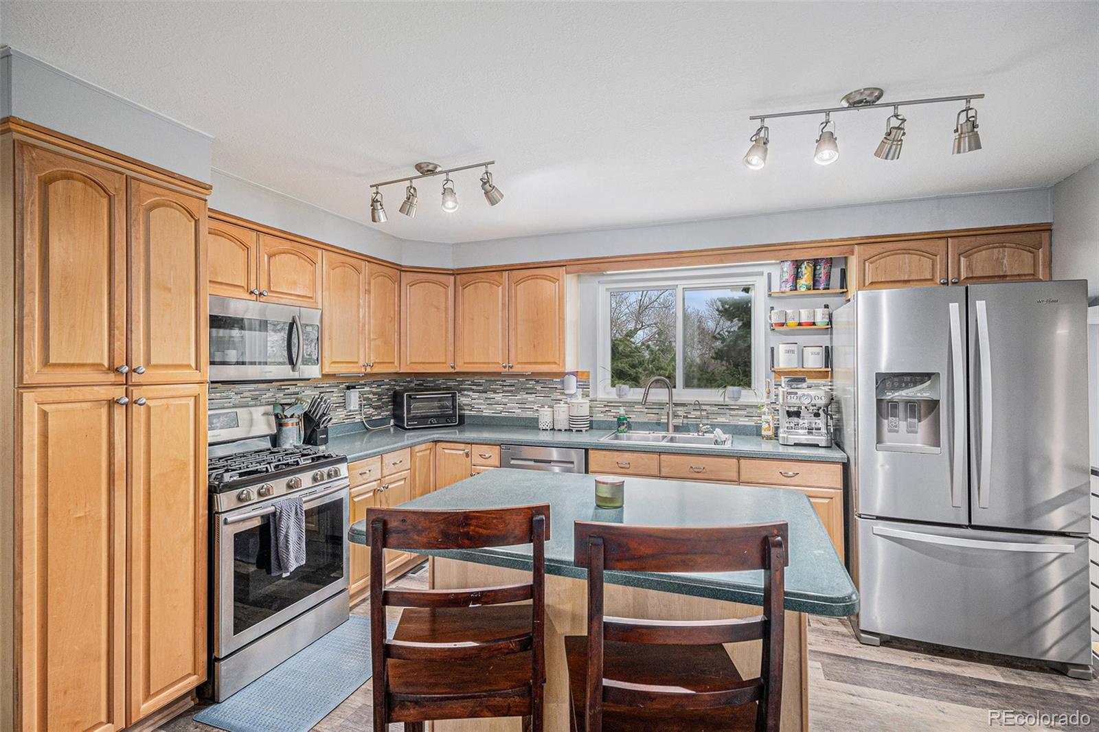 MLS Image #4 for 92  helena circle,littleton, Colorado