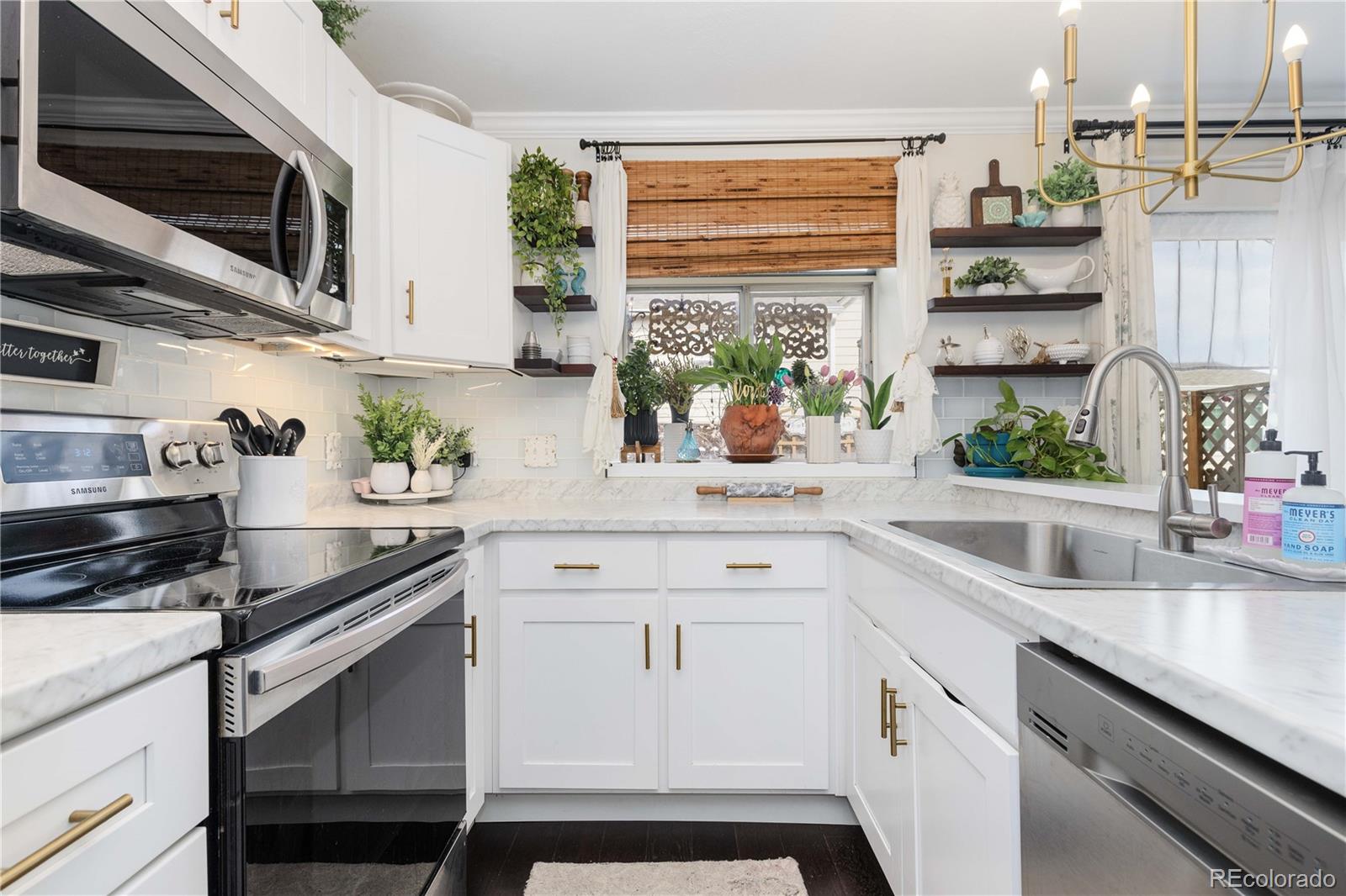 MLS Image #7 for 9620 w chatfield avenue,littleton, Colorado