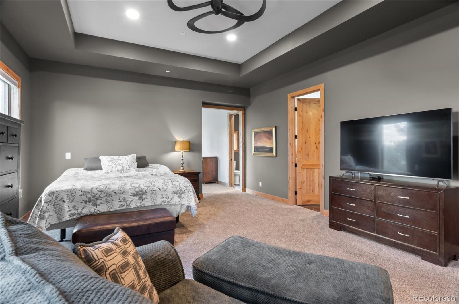 MLS Image #14 for 25350  ridge way,golden, Colorado
