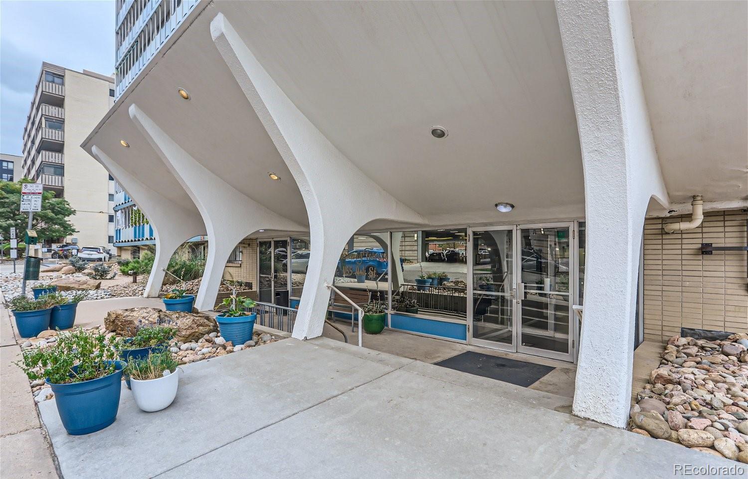 MLS Image #1 for 1155 n ash street,denver, Colorado