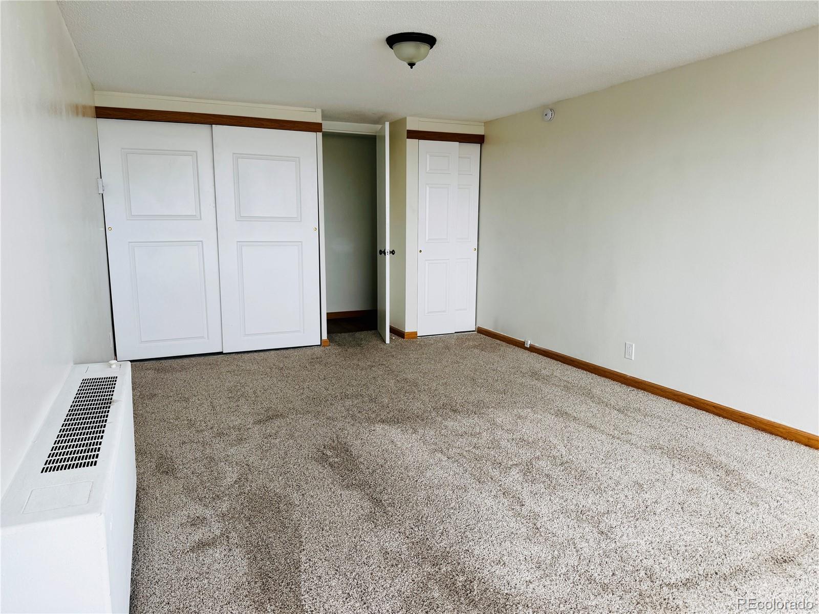 MLS Image #10 for 1155 n ash street,denver, Colorado