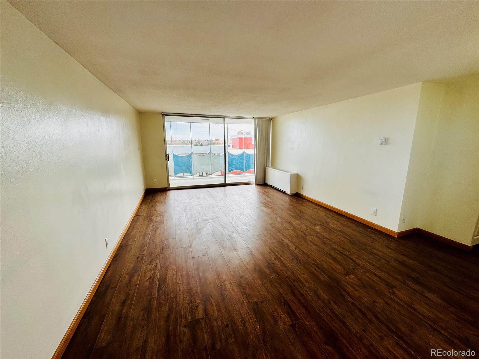 MLS Image #4 for 1155 n ash street,denver, Colorado