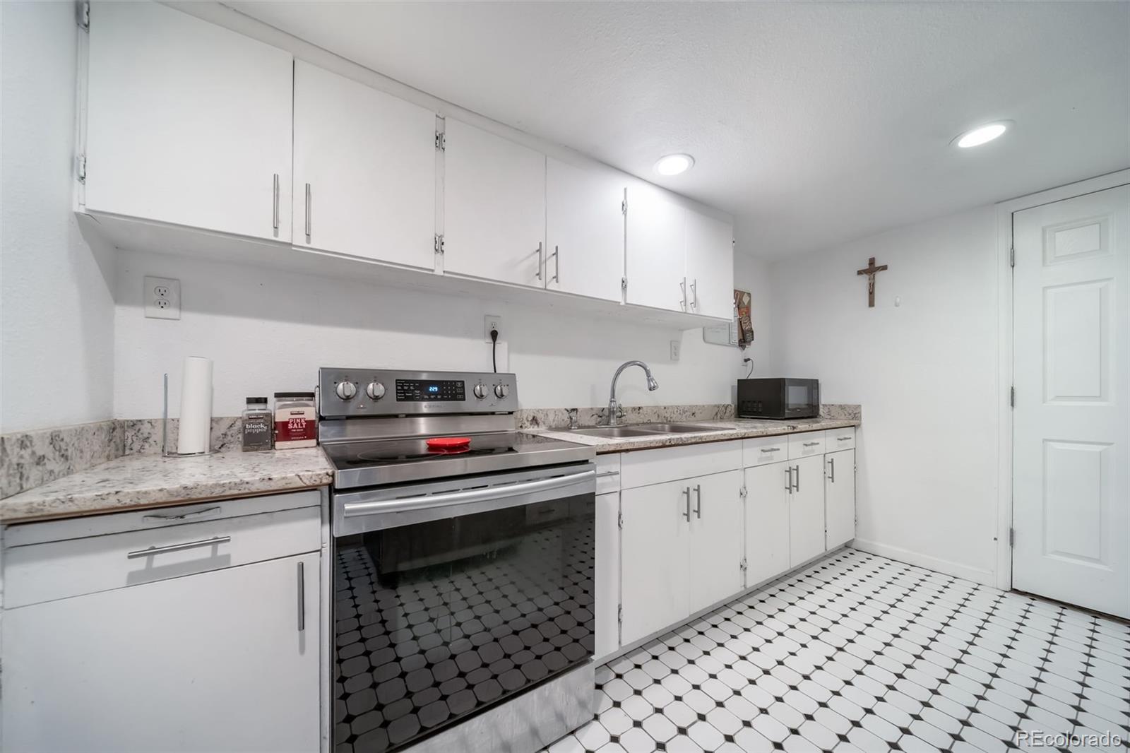 MLS Image #38 for 6625 s ogden street,centennial, Colorado