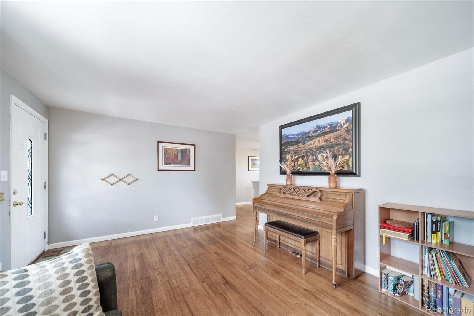 MLS Image #9 for 6625 s ogden street,centennial, Colorado