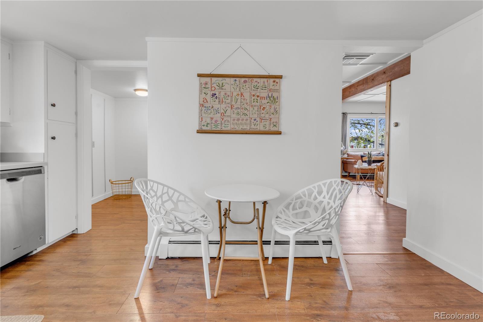 MLS Image #9 for 505 s roosevelt road,lafayette, Colorado
