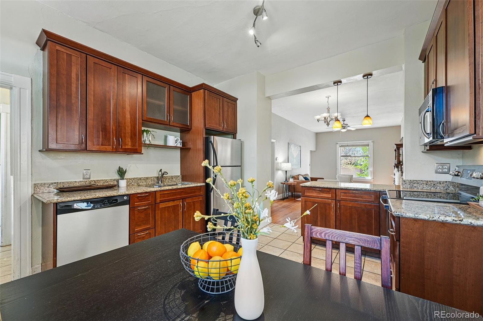 MLS Image #4 for 315 e bayaud avenue,denver, Colorado