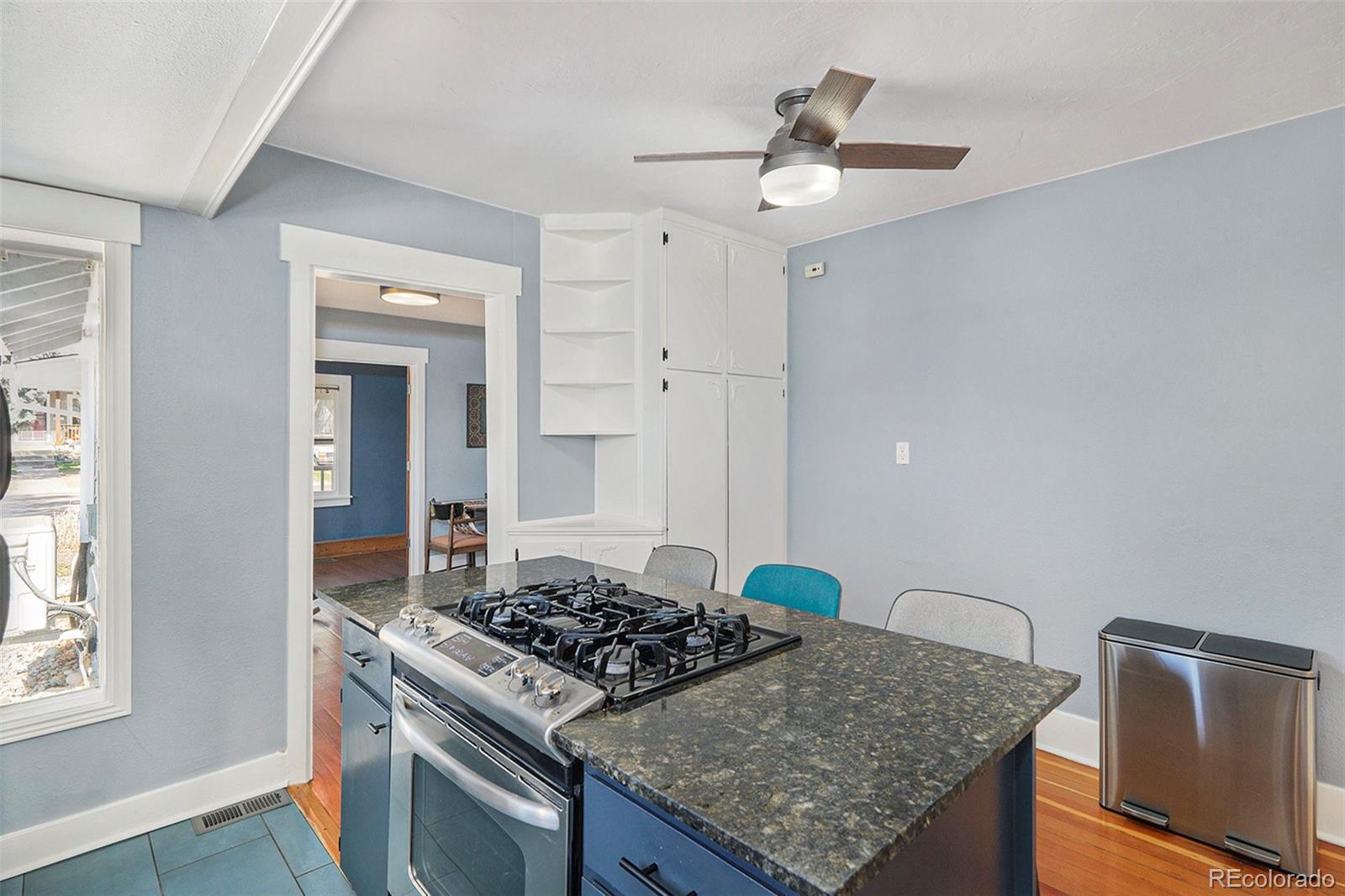 MLS Image #13 for 4196 s pennsylvania street,englewood, Colorado