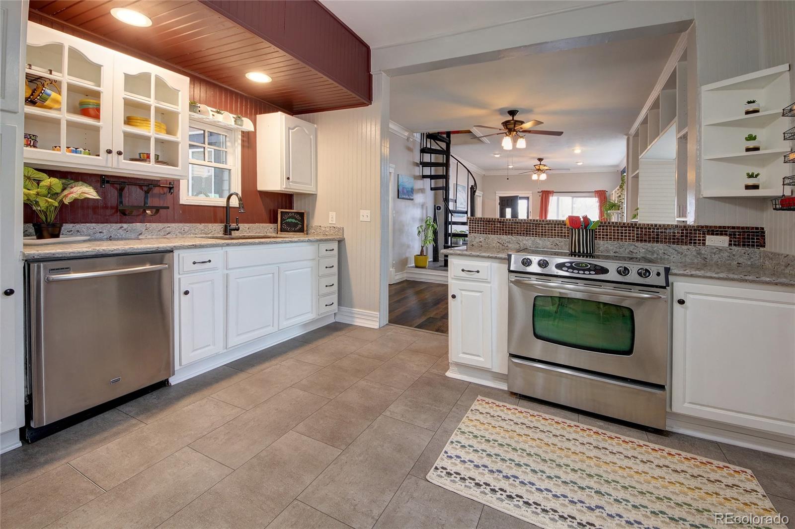 MLS Image #5 for 114 n 7th street,colorado springs, Colorado