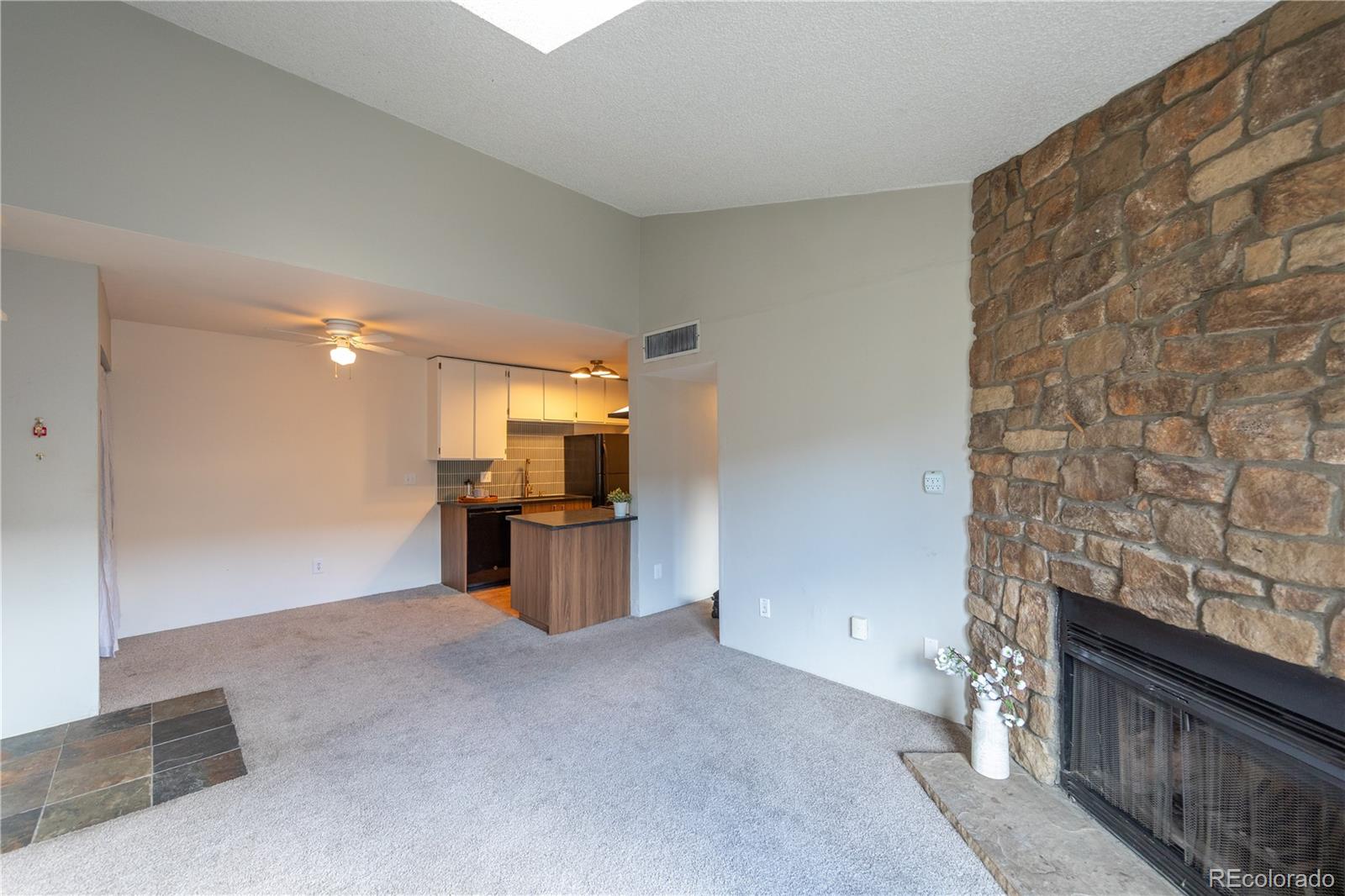 MLS Image #10 for 3100 s federal boulevard,denver, Colorado