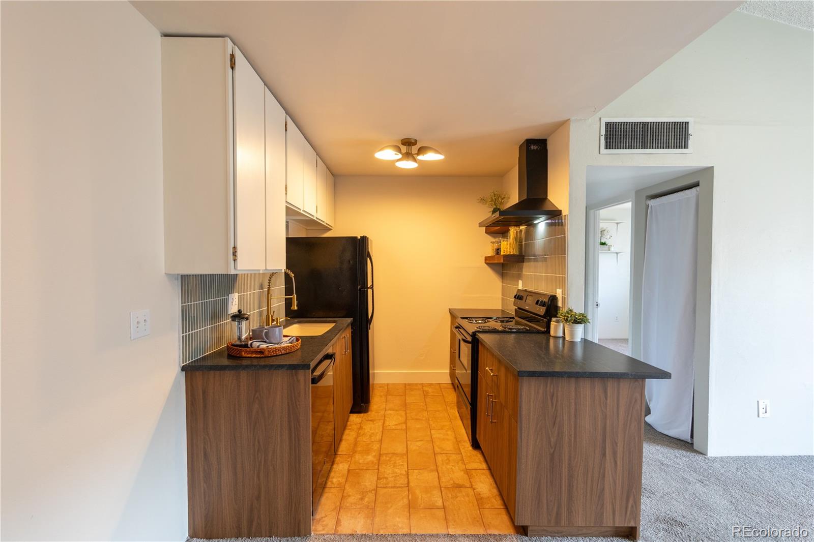 MLS Image #3 for 3100 s federal boulevard,denver, Colorado