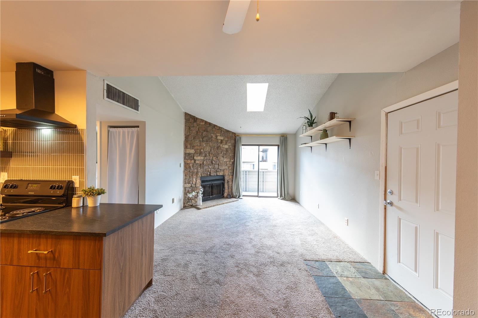 MLS Image #8 for 3100 s federal boulevard,denver, Colorado