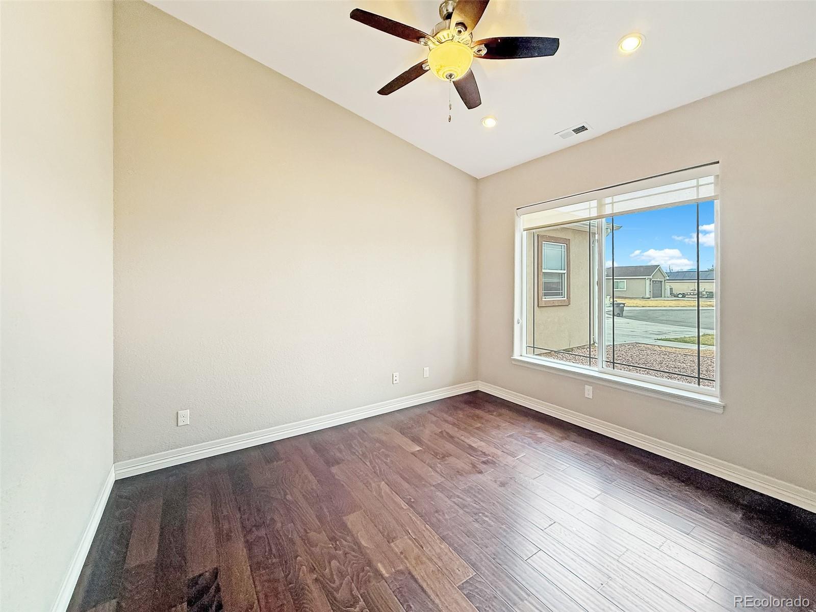 MLS Image #4 for 2606  iris court,alamosa, Colorado