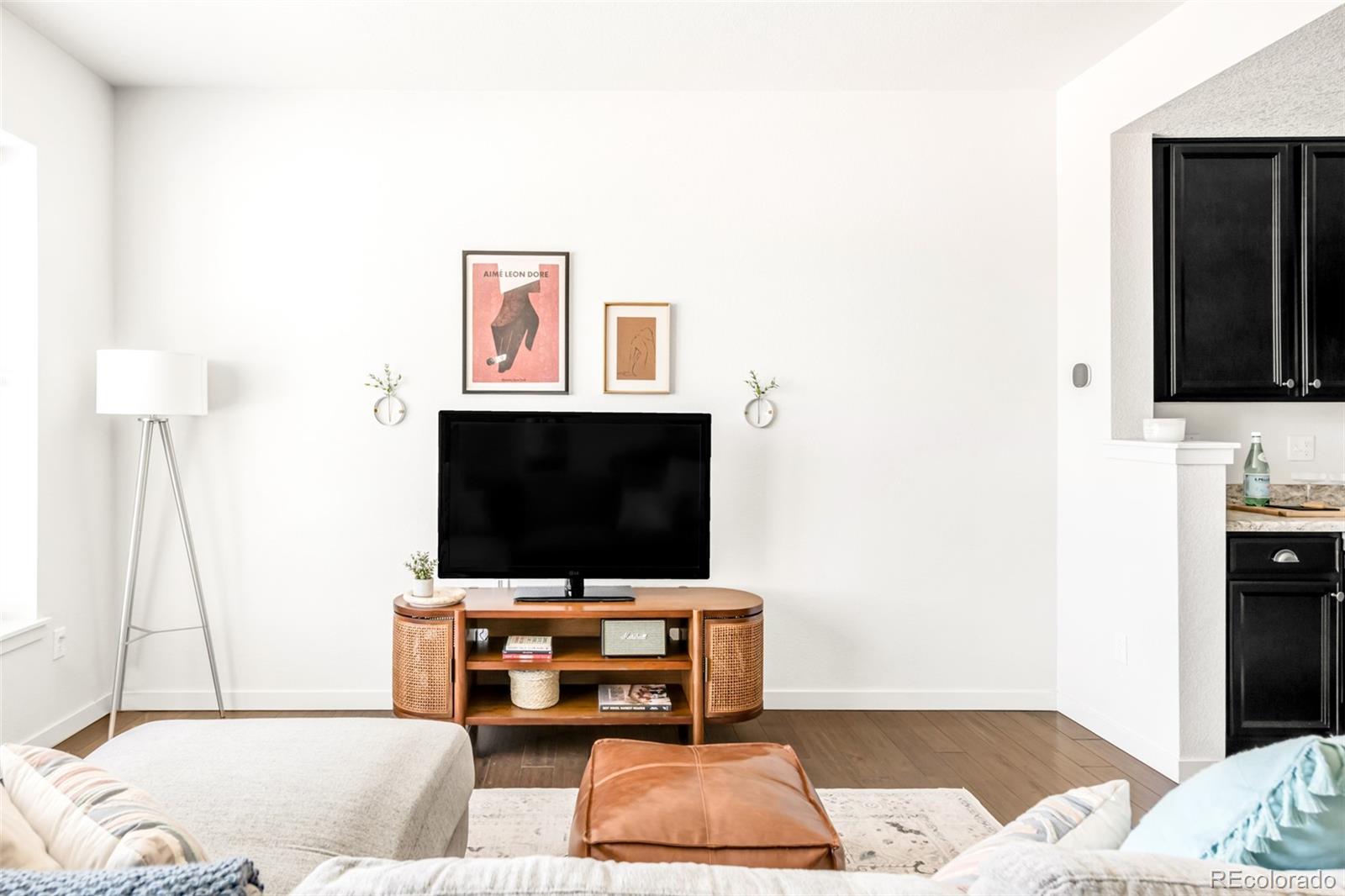 MLS Image #5 for 5025  central park boulevard,denver, Colorado