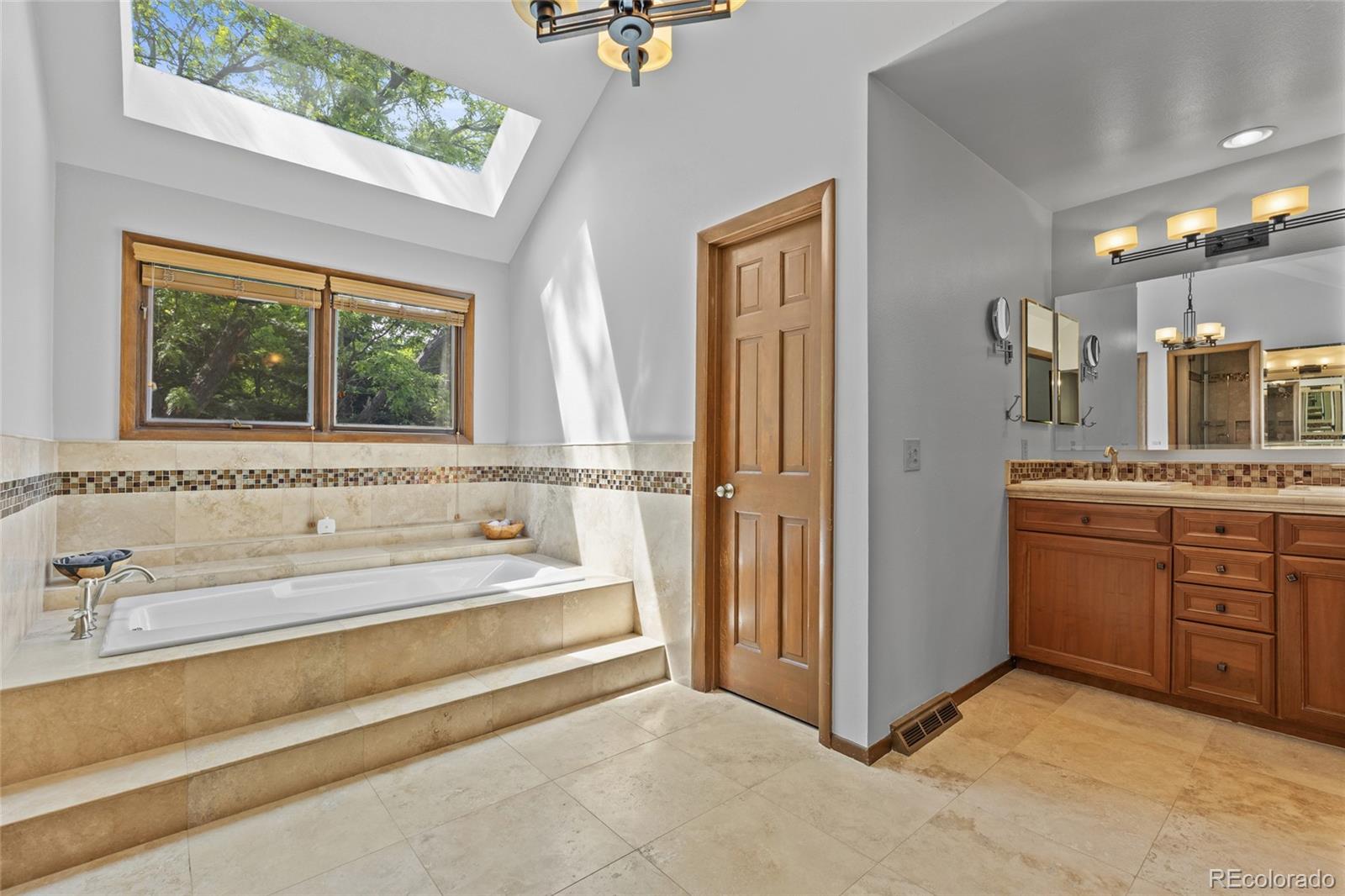 MLS Image #31 for 10886 e crestline circle,englewood, Colorado