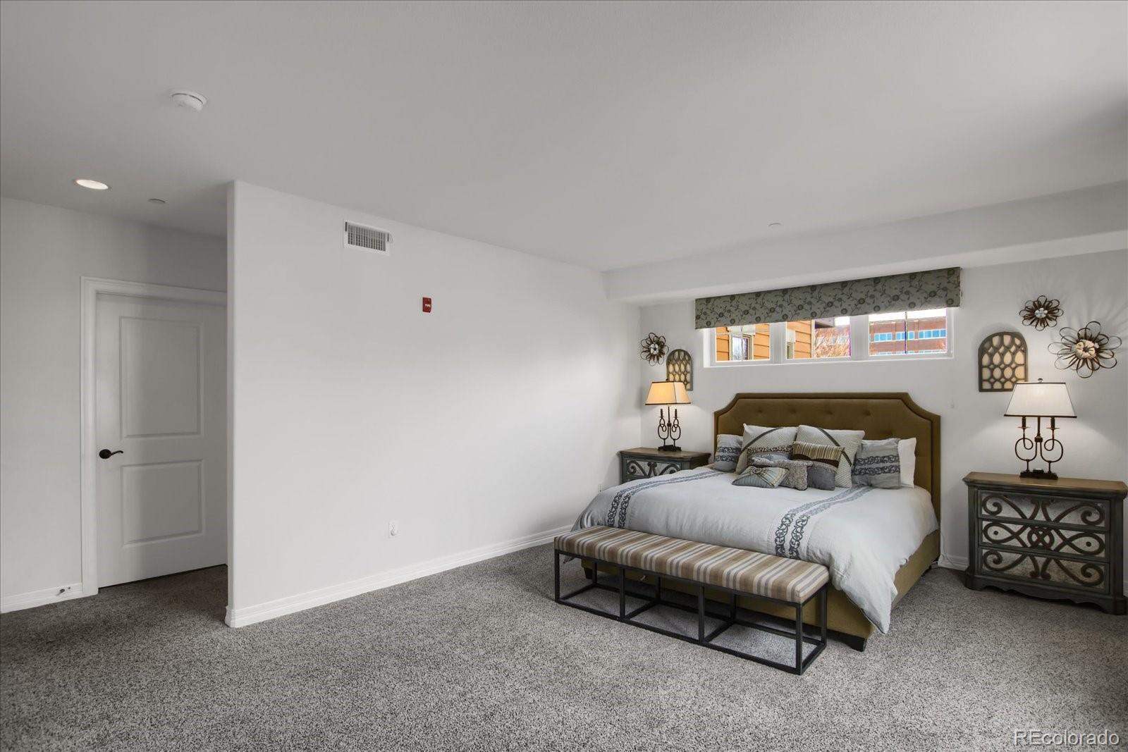 MLS Image #20 for 85  rampart way,denver, Colorado