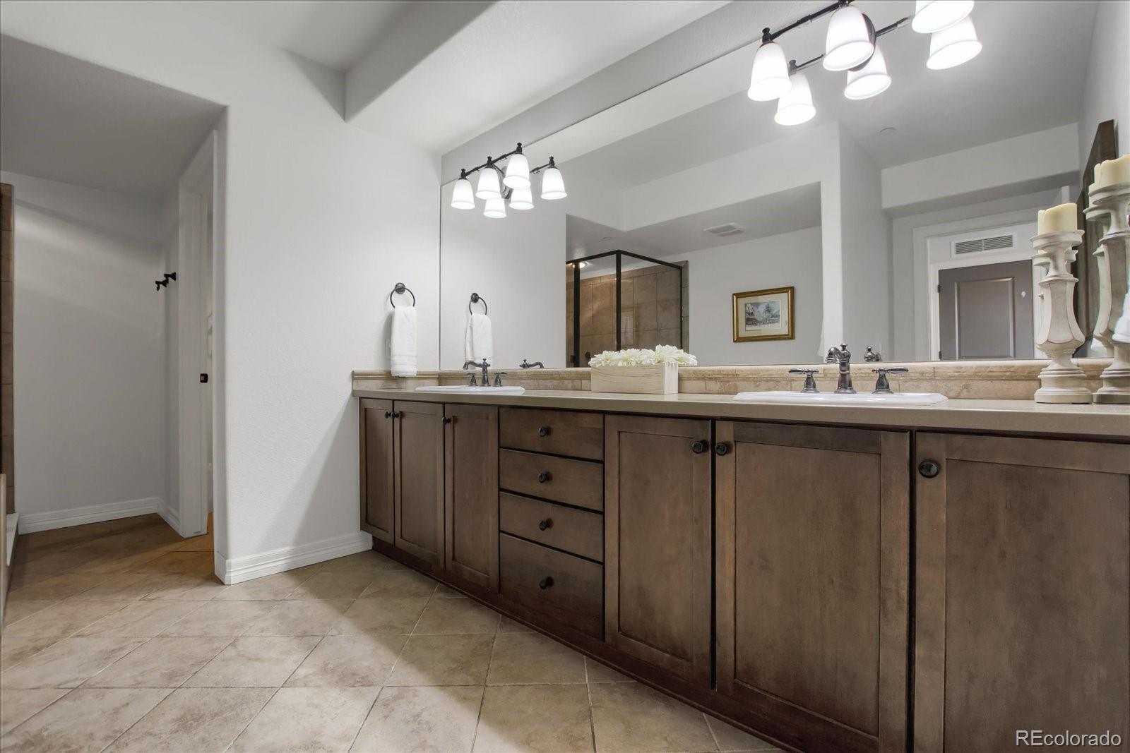 MLS Image #23 for 85  rampart way,denver, Colorado
